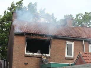 Woning zwaar beschadigd door brand in Roosendaal