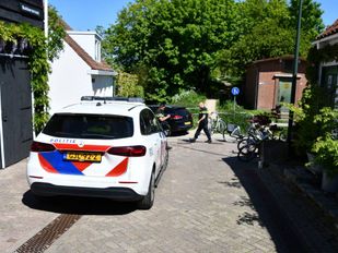 Jongetje op fiets gewond na botsing met auto