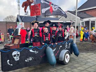carnaval nispen aopelaand optocht de lind
