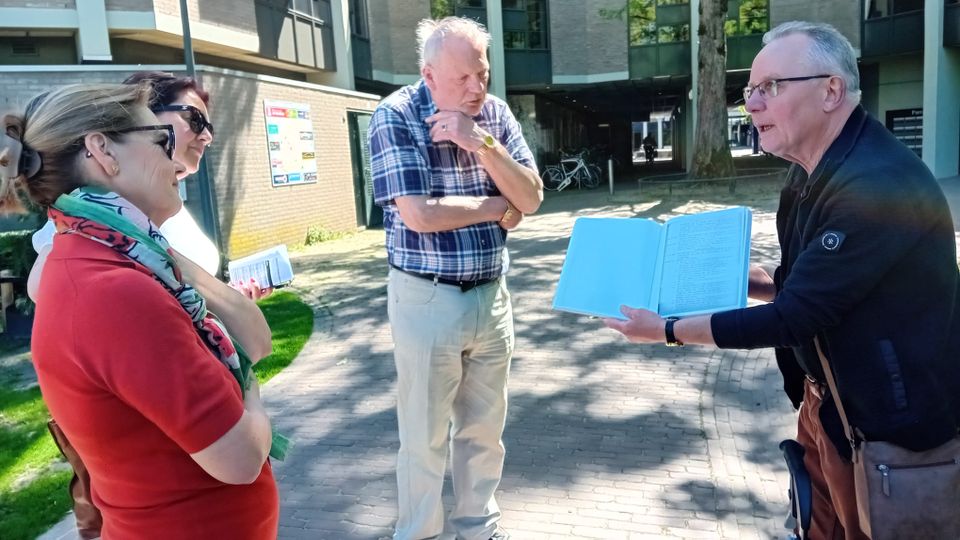 Wandeling langs Stolpersteine in Roosendaal vertelt de verhalen achter de namen