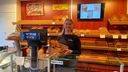 Sarah (26) neemt bakkerij over: &#8216;Juist gedaan om energierekening te betalen&#8217;