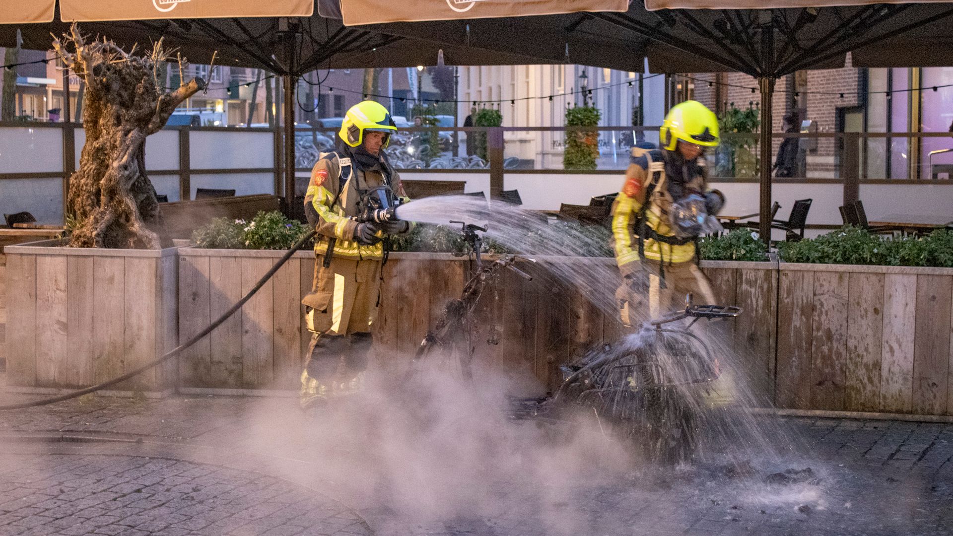 Scooter compleet uitgebrand in Bergen op Zoom