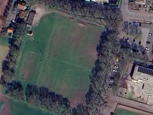 Voetbal&shy;verenigingen in Halderberge krijgen hulp om faciliteiten te verbeteren