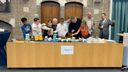 Burgemeester ontbijt met basisschoolleerlingen: &#8216;Fijn om verbinding te creëren&#8217;