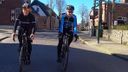 Jan Prop (rechts, voorzitter Grote Prijs Adrie van der Poel) en Huub Kools op wielrenfietsen trainen voor Chasing the Sunset