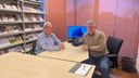 Ad helpt als vrijwilliger mensen met vragen over geld en recht