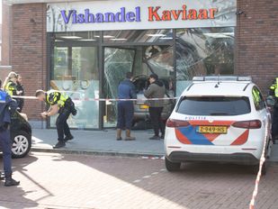 112 ongeluk auto ambulance politie piusplein bergen op zoom