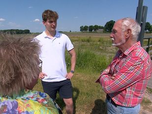 Sven geeft rondleiding bij Kasteel van Wouw als examenopdracht