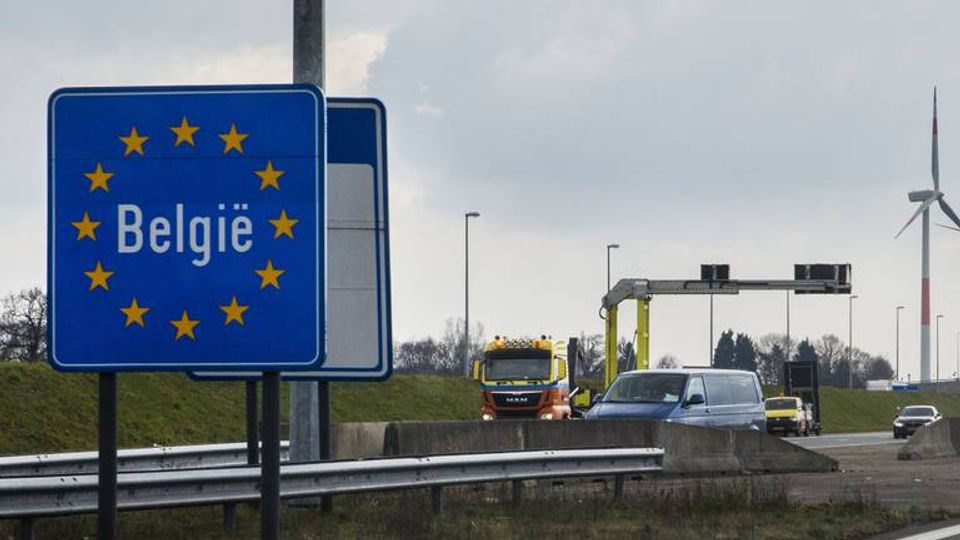 België wil vanaf mei 2027 tolvignet voor wegen invoeren: dit zijn de kosten