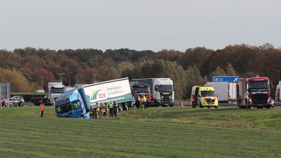 file snelweg a4 woensdrecht nieuws zeeland brabant