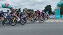 Duizenden wielerfans zien Benelux Tour finishen in Woensdrecht