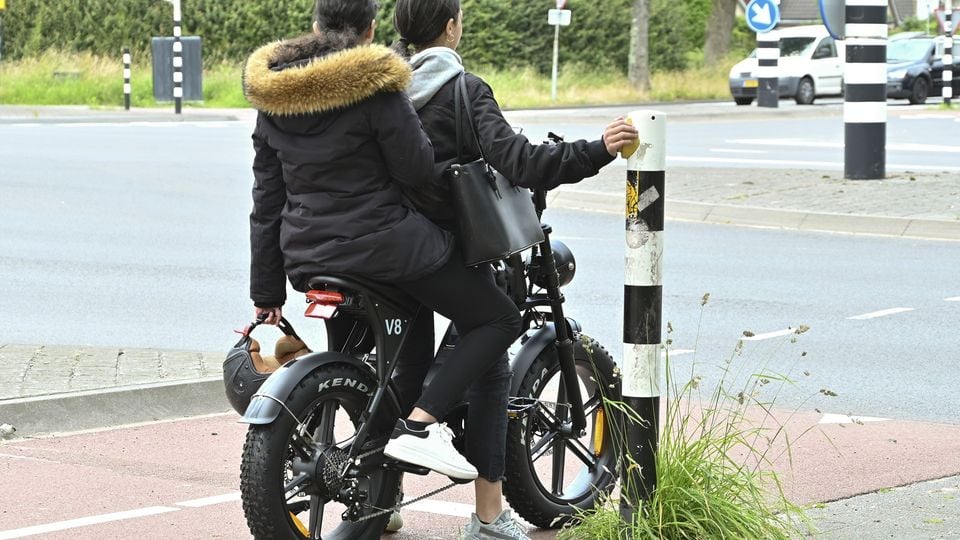 Fatbikes zijn meer en meer onderdeel van het straatbeeld. Maar dat gaat niet altijd goed.