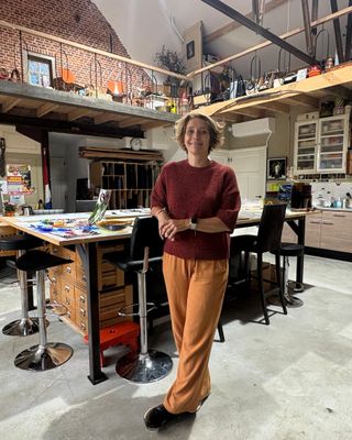 Van smederij naar Glasfabriek: Mariëlle laat de magie van glas zien
