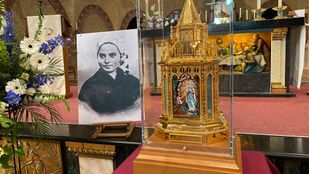 Schrijn Bernadette de Souribous