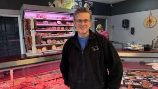 Slager Maurice Heeren uit Sint Willebrord stopt noodgedwongen met zijn zaak.