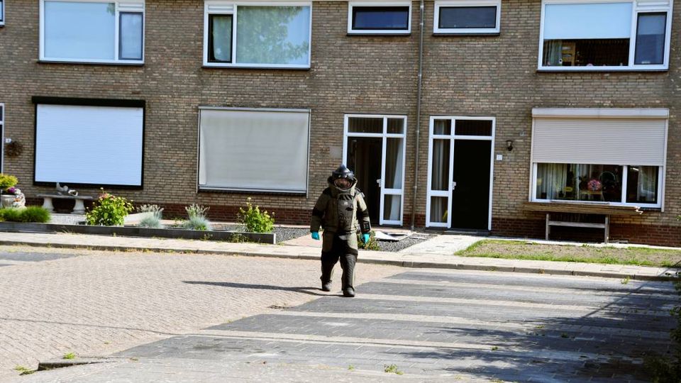 explosief stavenisse eod brandweer politie 112