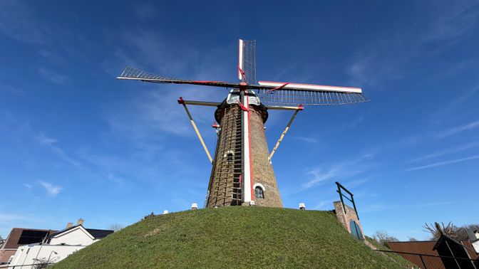 Molen de Hoop in Sprundel