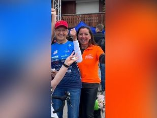 Anjo van Tilborg wandelen Alpe d'HuZes