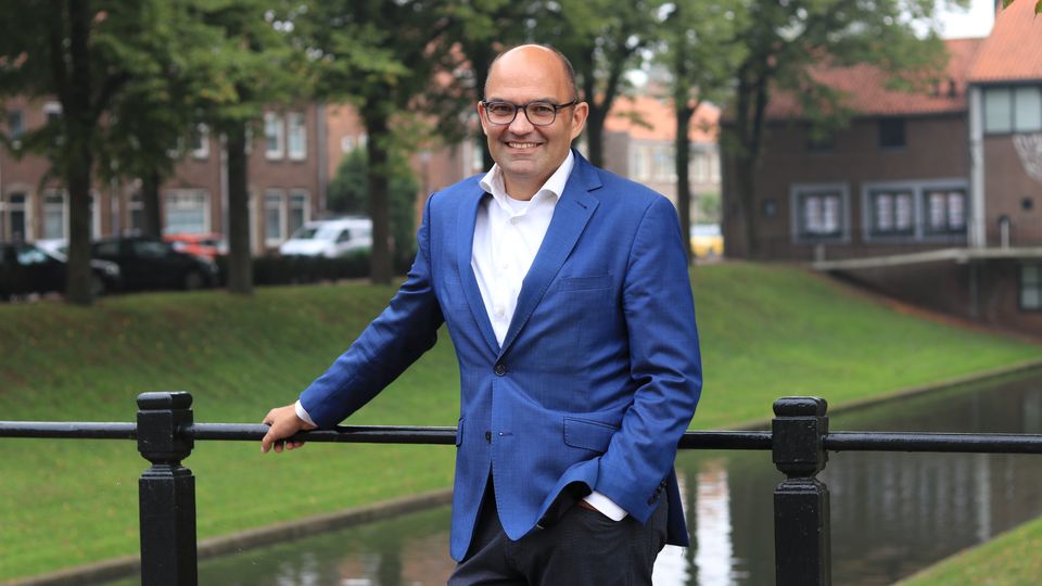 Met het Powerportdossier was stoppen als wethouder geen optie voor Danny Dingemans