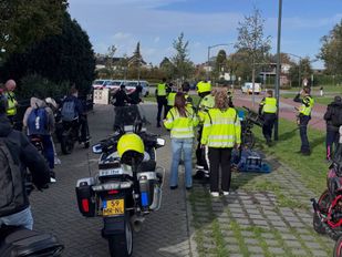Politie deelt 74 bekeuringen uit bij verkeerscontrole