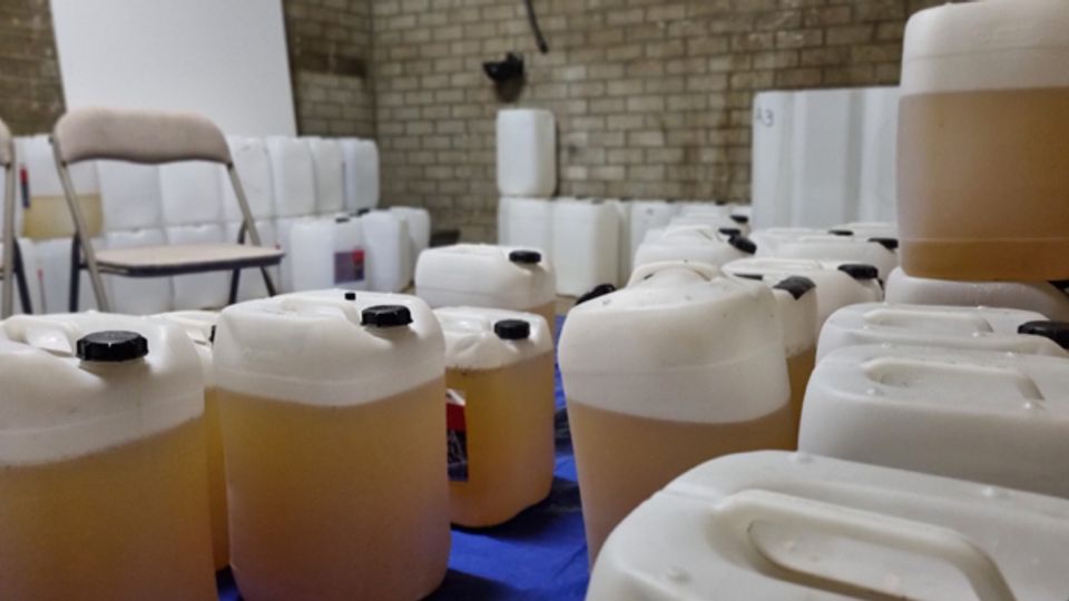 mdma drugs nieuws brabant wouwse plantage drugslab politie 12 fiod inval boerderij