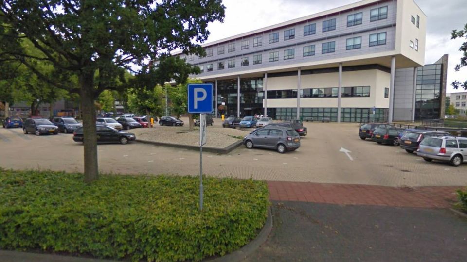 Gemeentehuis Moerdijk in Zevenbergen