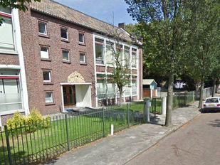 De voormalige Pius X school aan de Edisonstraat in Roosendaal