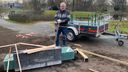 Naamsteen Anton van Duinkerken weer terug op zijn plek