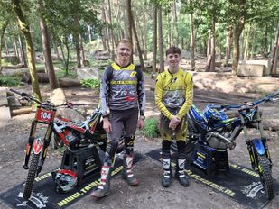 Luuk en Finn van Kalmthout motortrial Etten-Leur