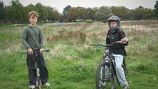 Vrienden Boaz en Jos (12) willen een pumptrack in Bergen op Zoom: &#8216;Groot, groen en gezellig&#8217;