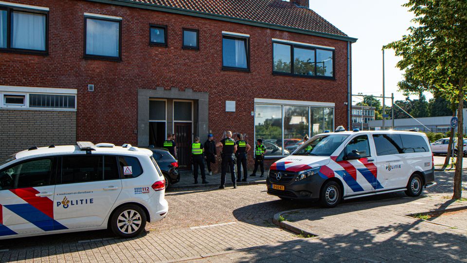 Man in zijn arm gestoken bij steekpartij