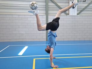Van online trucjes laten zien naar wereldtop: Jonathan (19) droomt van wereldtitel freestyle voetbal