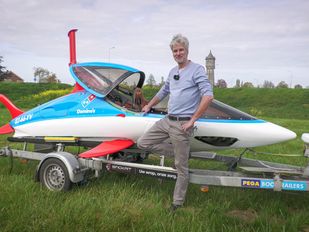 Duikboot, speedboot of haai? Unieke Seabreacher uit Poortvliet te koop
