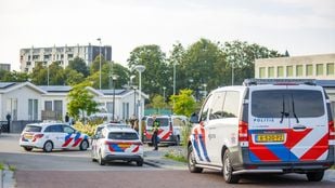 inval politie woonwagenkamp