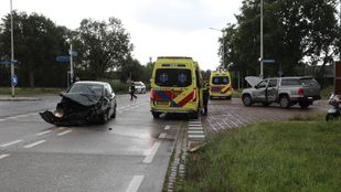 ongeluk bergen op zoom 112 nieuws botsing auto ambulance politie