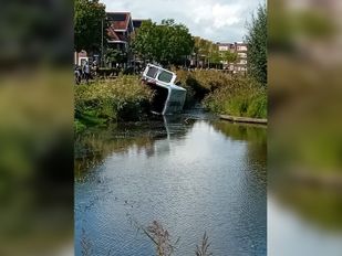 Achtervolging na fietsendiefstal eindigt in sloot in Tholen