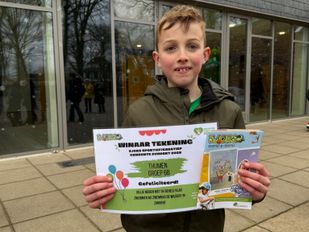 Thijmen wint voor heel zijn klas een zwemuitje