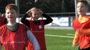 Samen spelletjes doen in het oranje: &#8220;Ik denk dat dat de konings lievelingskleur is&#8221;