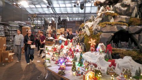 Kerstshow Intratuin Halsteren al bijna klaar: bezoekers gluren achter de schermen