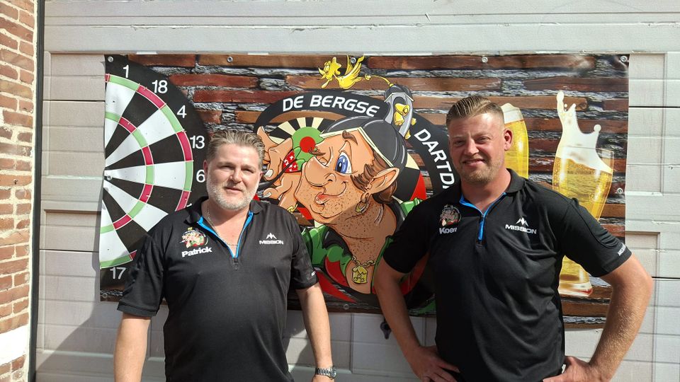Opnieuw is Bergse Dart Drive een groot succes: &#8216;Beste excuus voor een kroegentocht&#8217;