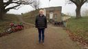 Chris (82) heeft een bijzondere geboorteplek en gaat regelmatig terug: &#8216;Voel gelijk vorm van thuis&#8217;