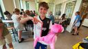 Leerlingen van De Stappen naaien kleding voor Textielrace