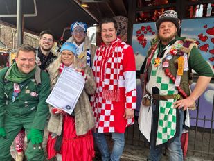 petitie makkeluk zat tullepetaonepoort