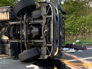 112 nieuws snelweg a4 file bergen op zoom vrachtwagen rijkswaterstaat
