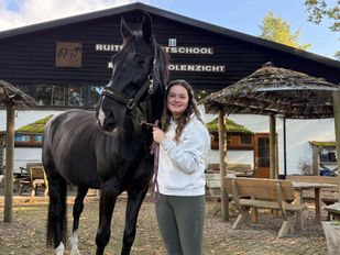 Loes Reiber manege Molenzicht Bergen op Zoom