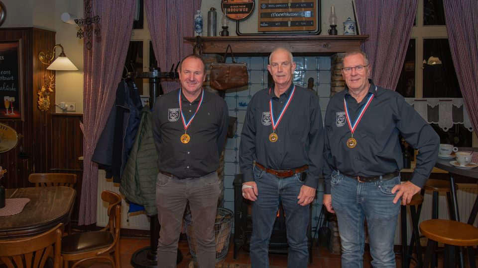 De Nederlandse kampioenen kruisboogschieten komen uit Zundert