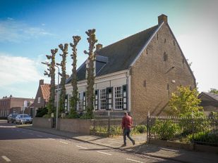 Dak van museum Den Aanwas aan vervanging toe: crowdfunding gestart