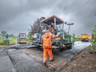 Groene Doener Award voor gemeente Moerdijk vanwege duurzame aanpak wegonderhoud