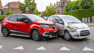 112 ongeluk botsing ongeval bergen op zoom politie ambulance nieuws brabant