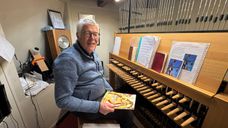 Stadsbeiaardier Toni Raats pakt uit met hte 60 jaar jubileum van het carillon (foto: ZuidWest Update).